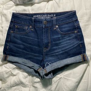 American Eagle Hi Rise Shortie